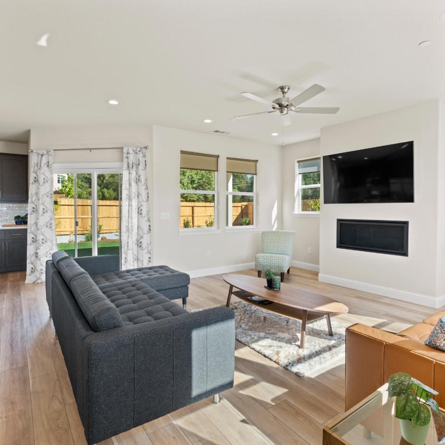 Newly Built Murphys Modern Retreat Екстер'єр фото